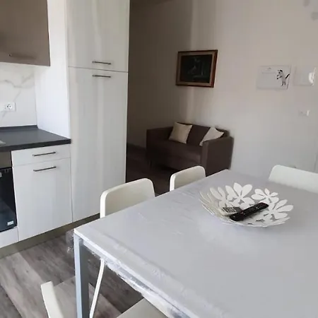 Lino Apartment *